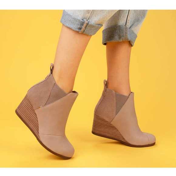 Toms Wedge Booties - Picture 3 of 11